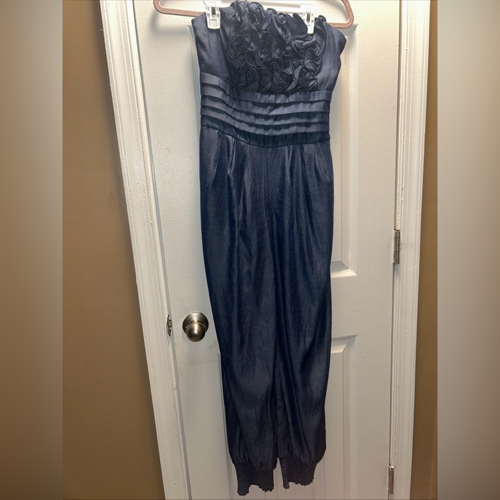Women’s denim inspired romper jumpsuit size M